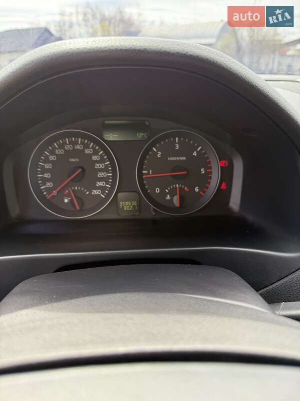 Універсал Volvo V50 2010 в Долині