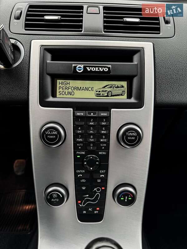 Универсал Volvo V50 2011 в Черкассах