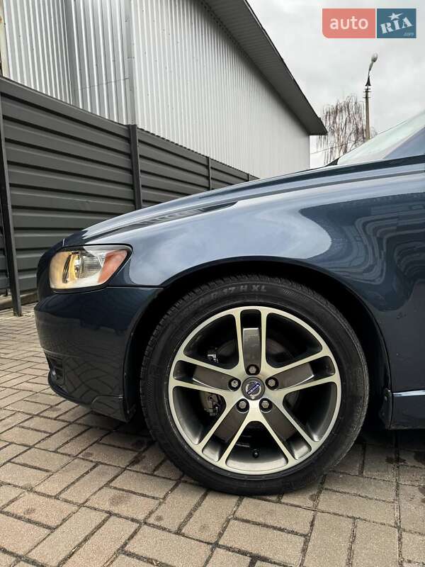 Универсал Volvo V50 2011 в Черкассах