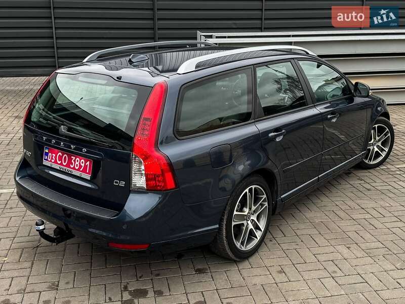 Универсал Volvo V50 2011 в Черкассах