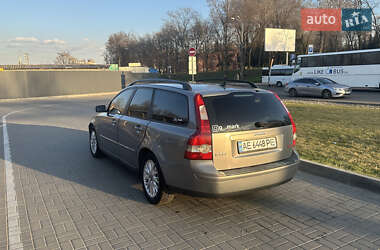 Универсал Volvo V50 2004 в 