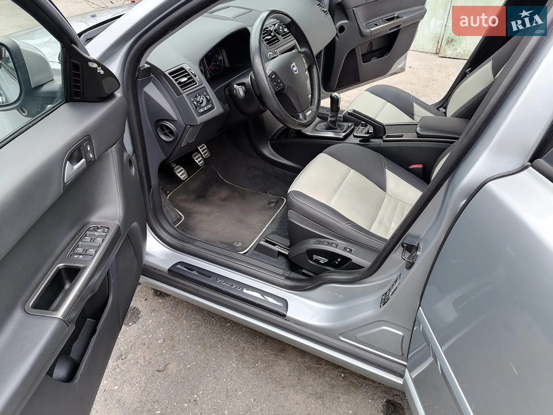 2011 Volvo V50 - мініатюра 9