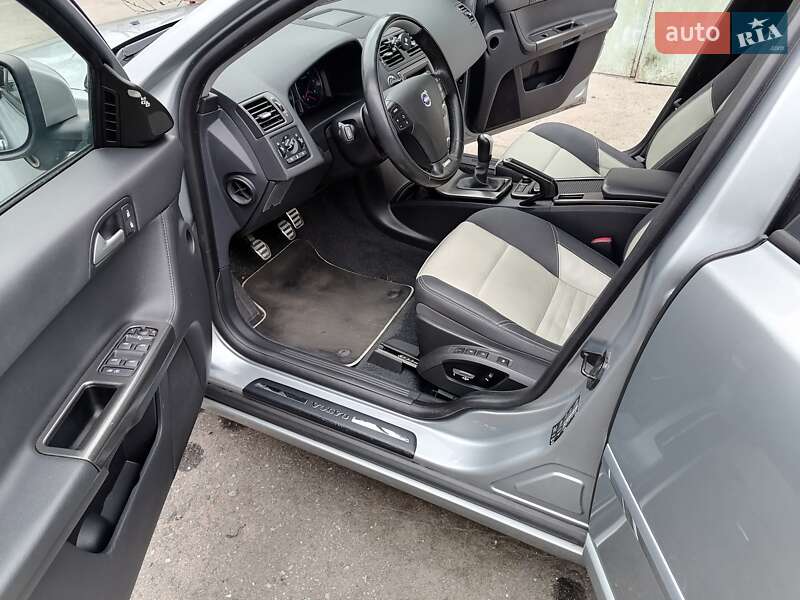 Універсал Volvo V50 2011 в Білій Церкві