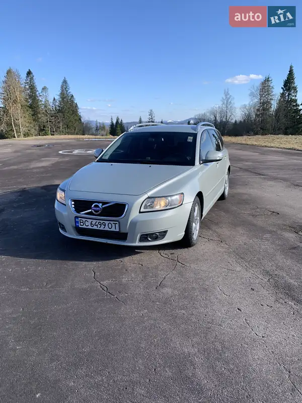 Volvo V50 2012