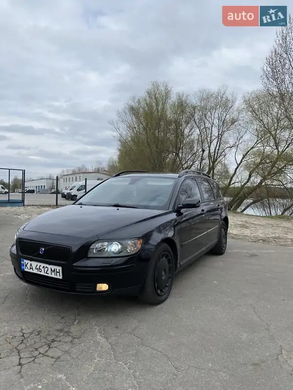 Volvo V50 2004