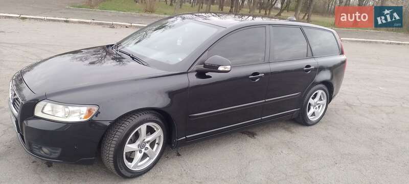 Универсал Volvo V50 2010 в Владимире