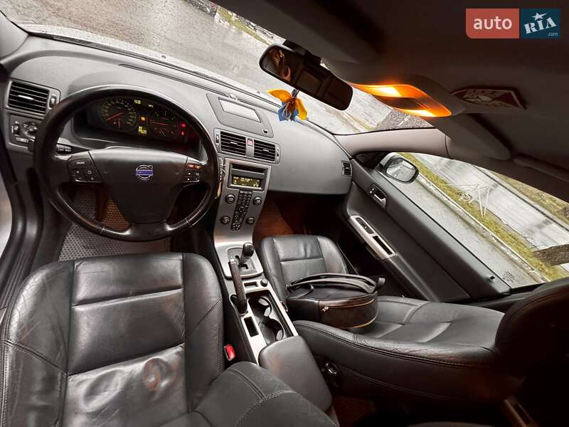 Універсал Volvo V50 2009 в Рівному