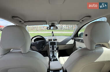 Универсал Volvo V50 2012 в 
