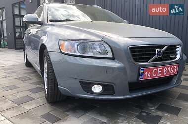 Универсал Volvo V50 2012 в 
