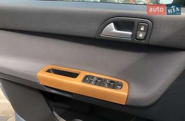 Универсал Volvo V50 2012 в 