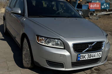 Универсал Volvo V50 2009 в 