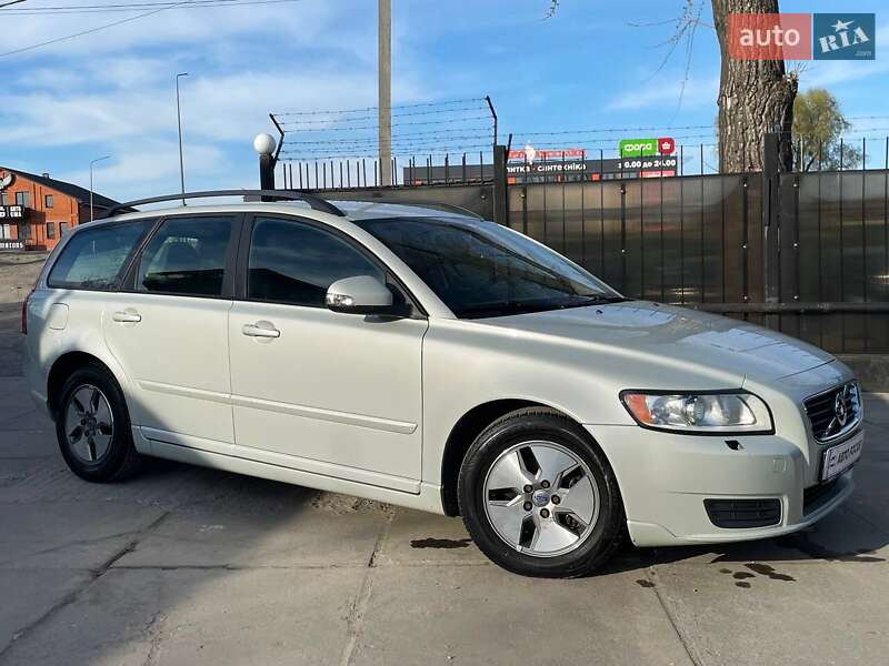 Volvo V50 2010