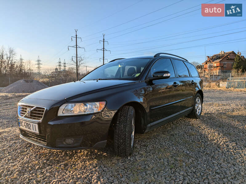 Volvo V50 2008