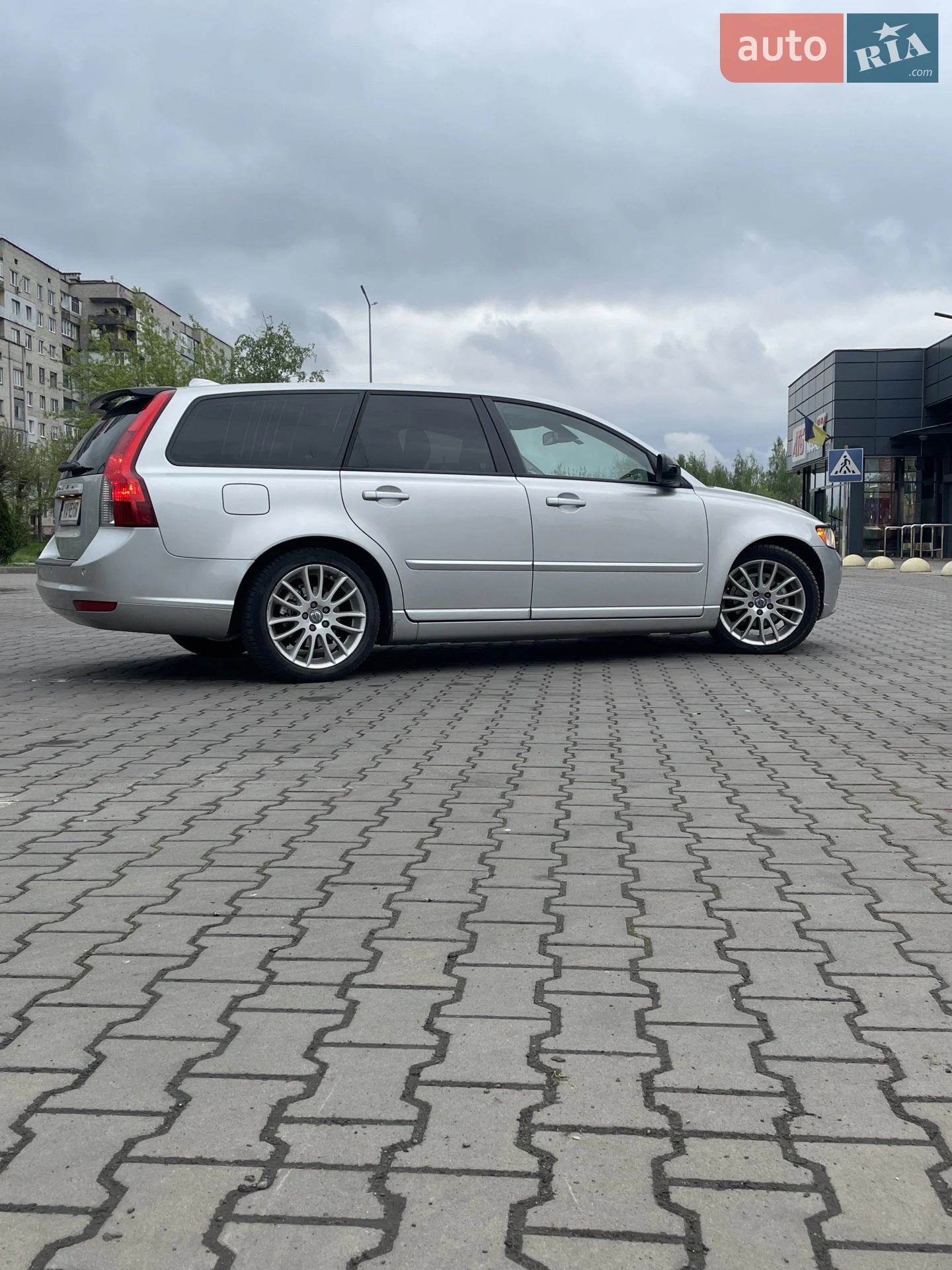 2011 Volvo V50 - мініатюра 4