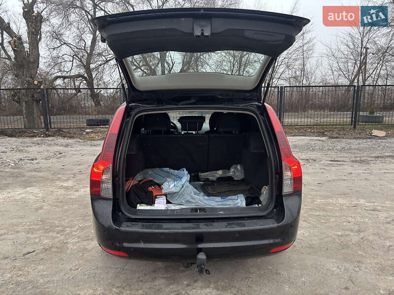 Универсал Volvo V50 2010 в Запорожье