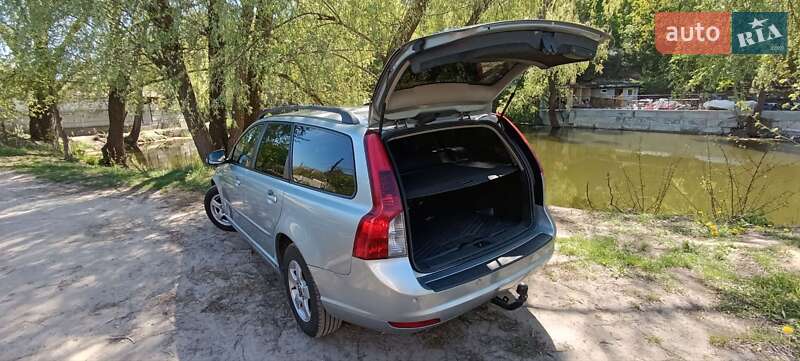 Универсал Volvo V50 2009 в Киеве