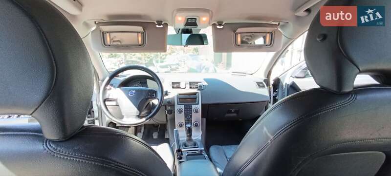 Универсал Volvo V50 2009 в Киеве