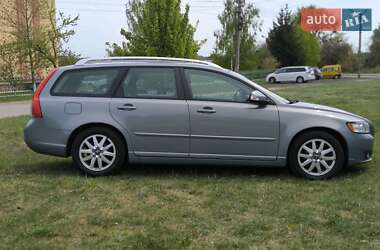 Универсал Volvo V50 2012 в 