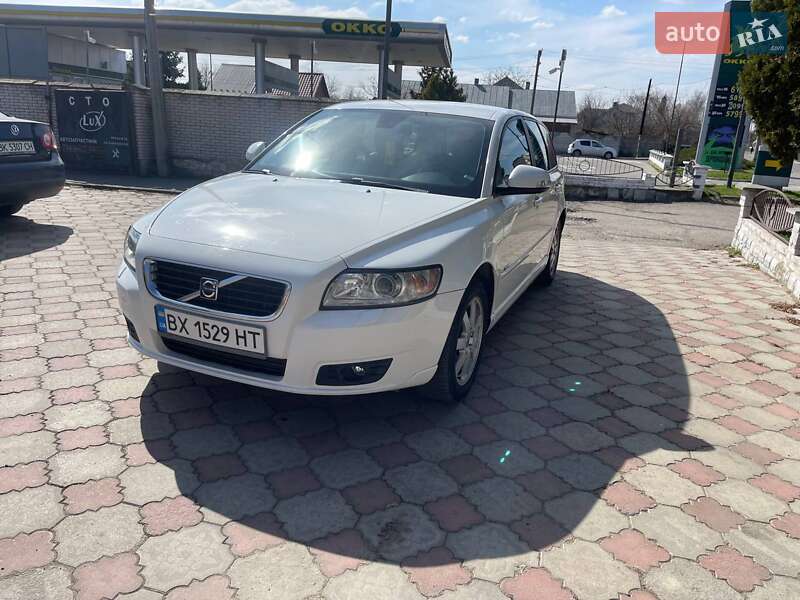 Універсал Volvo V50 2009 в Рівному