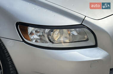 Универсал Volvo V50 2012 в 