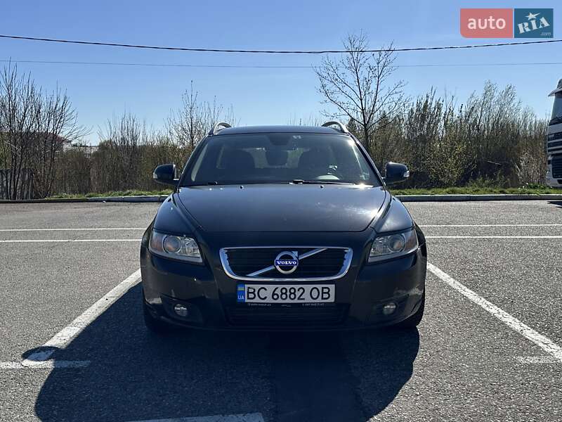 Универсал Volvo V50 2012 в 