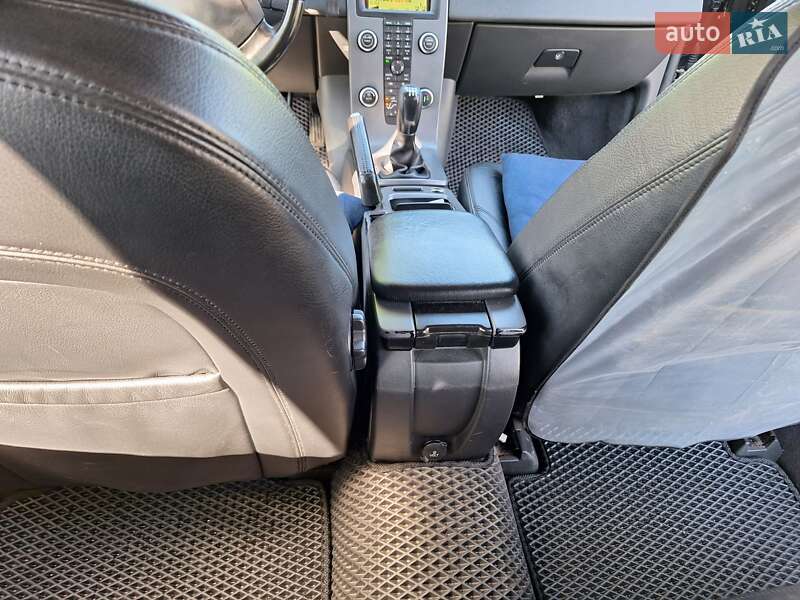 Универсал Volvo V50 2010 в Стрые