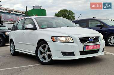 Универсал Volvo V50 2010 в 