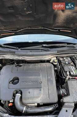 Універсал Volvo V50 2009 в Коростені