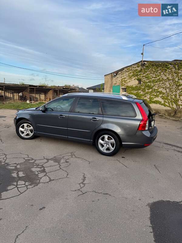 Універсал Volvo V50 2012 в Луцьку