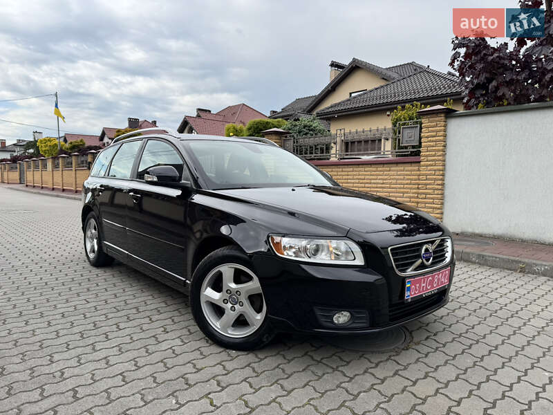 Универсал Volvo V50 2012 в 