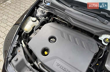 Универсал Volvo V50 2012 в 