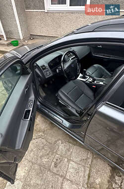 Универсал Volvo V50 2012 в 