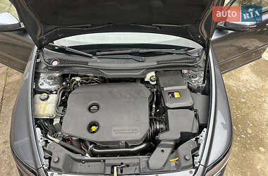 Универсал Volvo V50 2012 в 