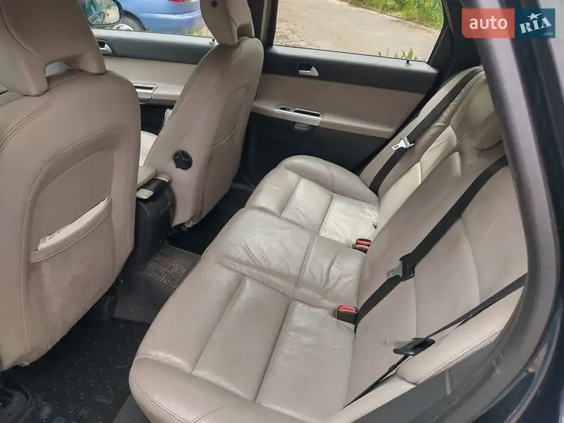 Volvo V50 2010