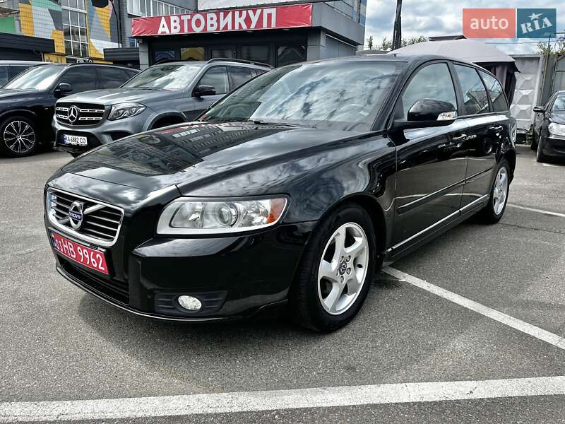 Универсал Volvo V50 2011 в 