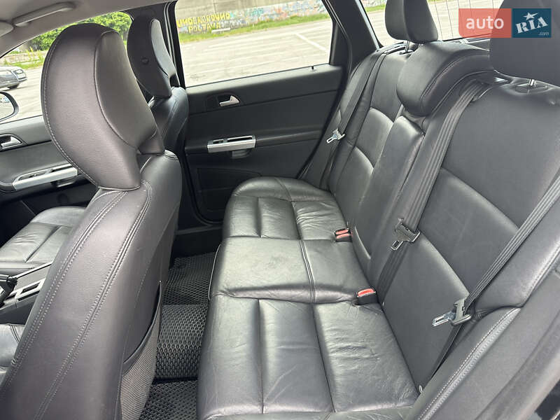 Універсал Volvo V50 2012 в Полтаві