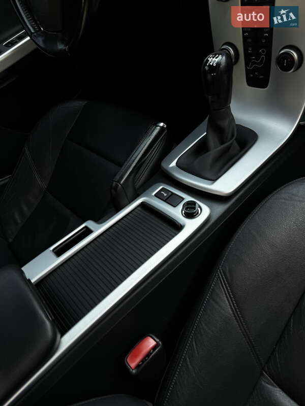 Универсал Volvo V50 2012 в Полтаве фото 20 Универсал Volvo V50 2012 в Полтаве