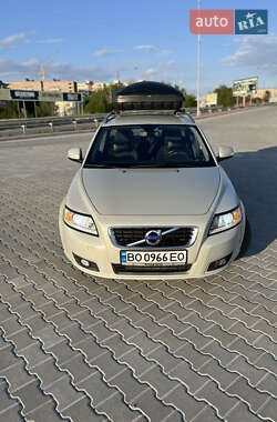 Универсал Volvo V50 2012 в 