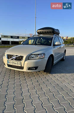 Универсал Volvo V50 2012 в Тернополе
