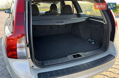 Универсал Volvo V50 2012 в 
