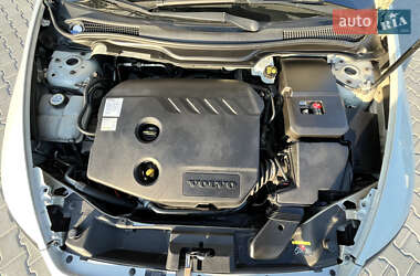 Универсал Volvo V50 2012 в 