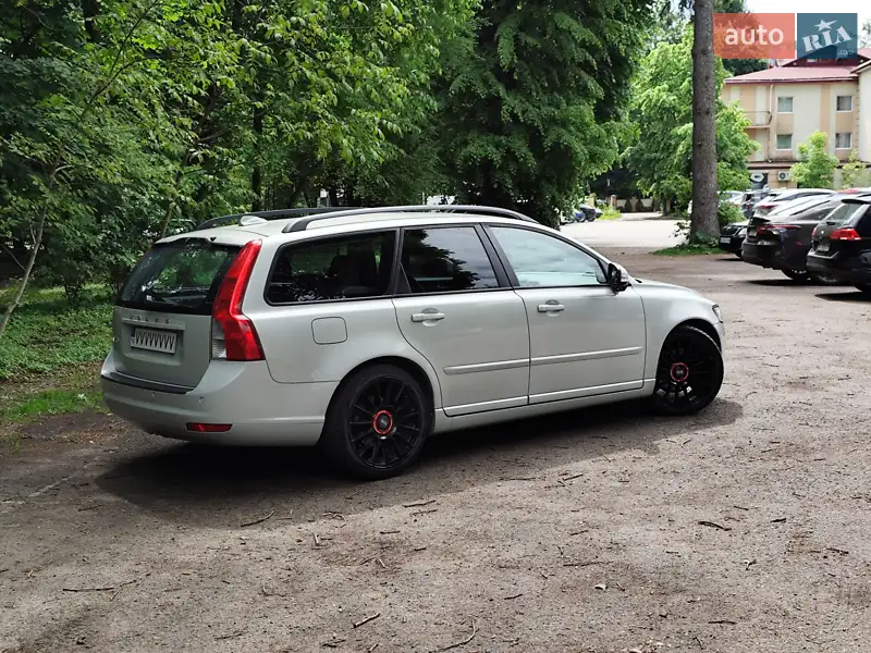 Volvo V50 2010 VIN YV1MW76F2B2612215 фото оголошення 8 з 74
