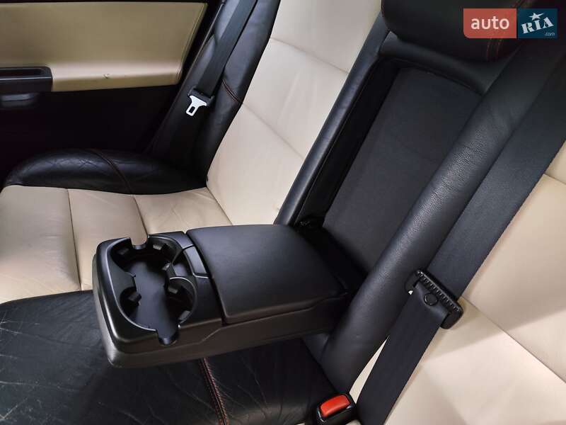 Універсал Volvo V50 2010 в Львові