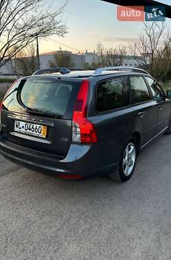 Универсал Volvo V50 2011 в 