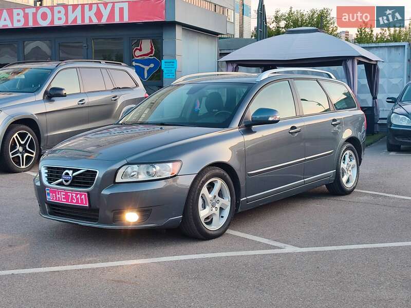 Универсал Volvo V50 2011 в Киеве фото 11 Универсал Volvo V50 2011 в Киеве