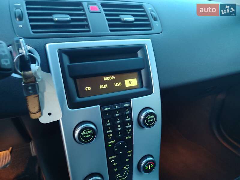 Универсал Volvo V50 2011 в Киеве фото 23 Универсал Volvo V50 2011 в Киеве