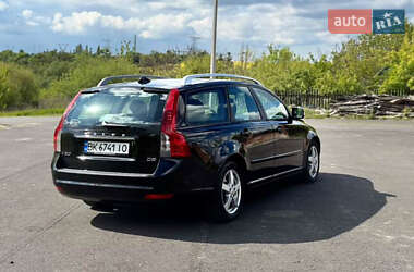Универсал Volvo V50 2012 в 