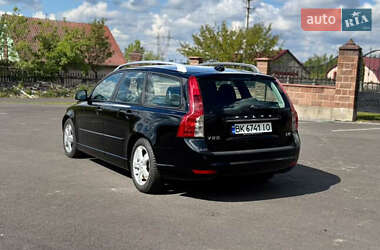 Универсал Volvo V50 2012 в 