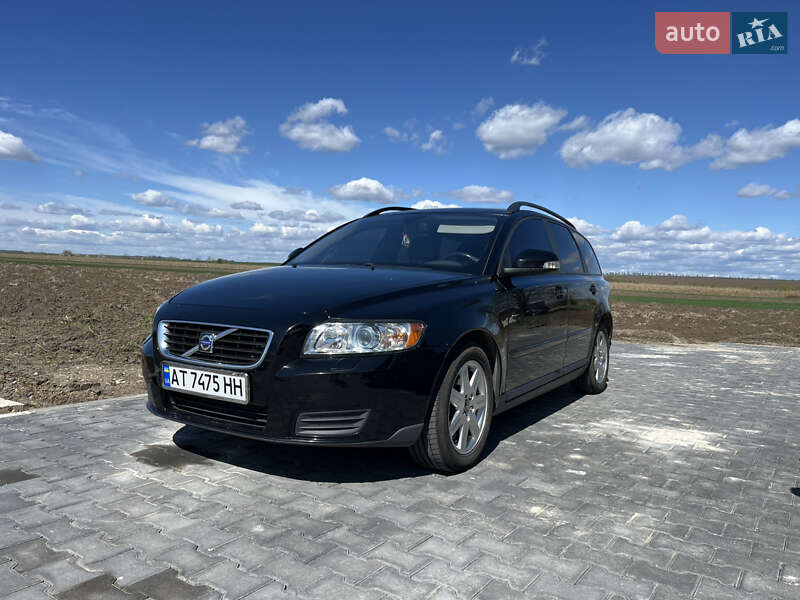 Volvo V50 2009