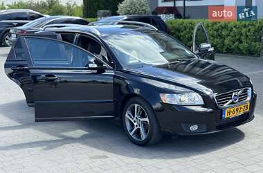Универсал Volvo V50 2012 в 